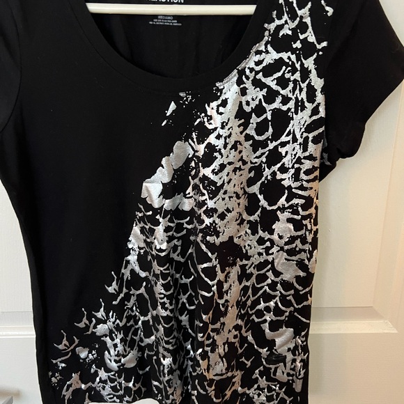 Kenneth Cole T Shirt - Picture 3 of 4